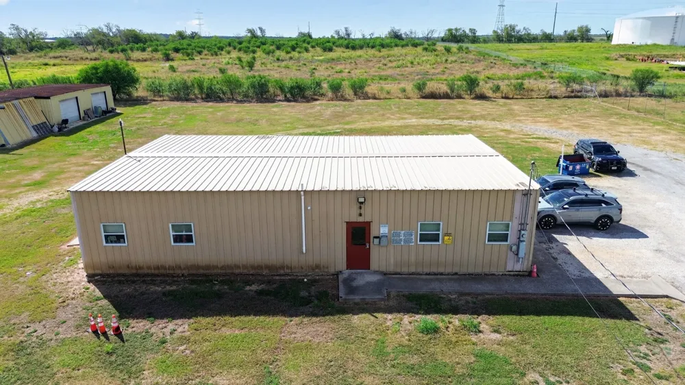 9675 Hwy 142 Maxwell, TX 78656