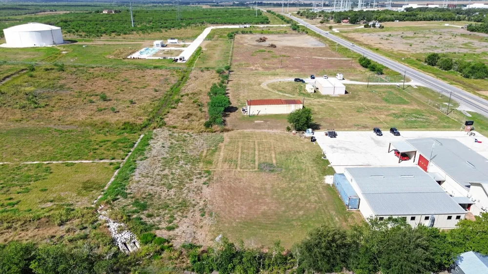 9675 Hwy 142 Maxwell, TX 78656