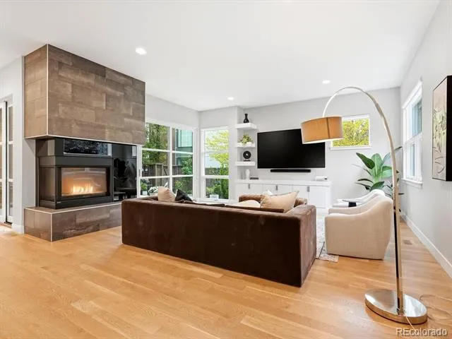 61 Magnolia Way Denver, CO 80230