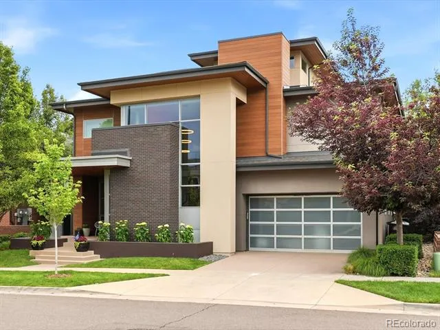 61 Magnolia Way Denver, CO 80230