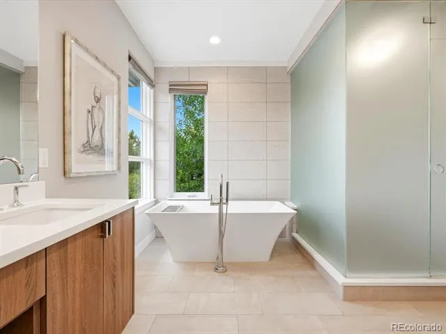 61 Magnolia Way Denver, CO 80230