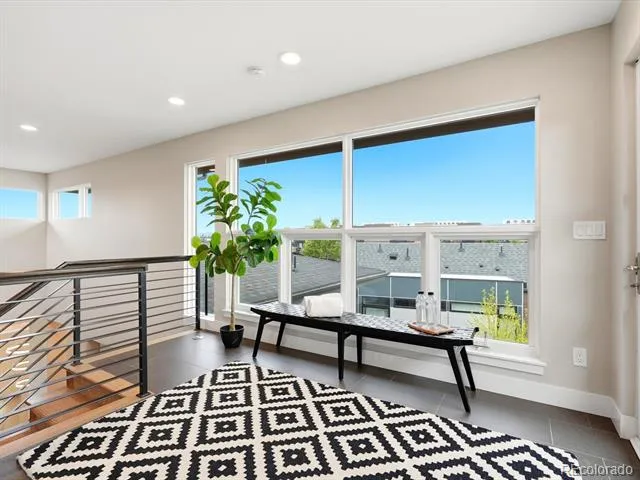 61 Magnolia Way Denver, CO 80230