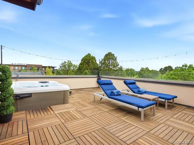 61 Magnolia Way Denver, CO 80230