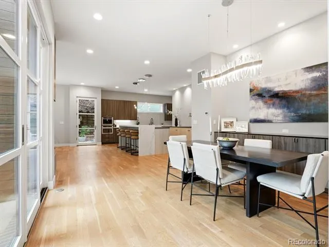 61 Magnolia Way Denver, CO 80230