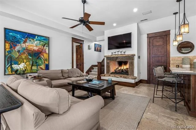 4 Vista Road Cherry Hills Village, CO 80113