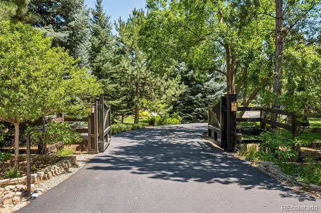 4 Vista Road Cherry Hills Village, CO 80113