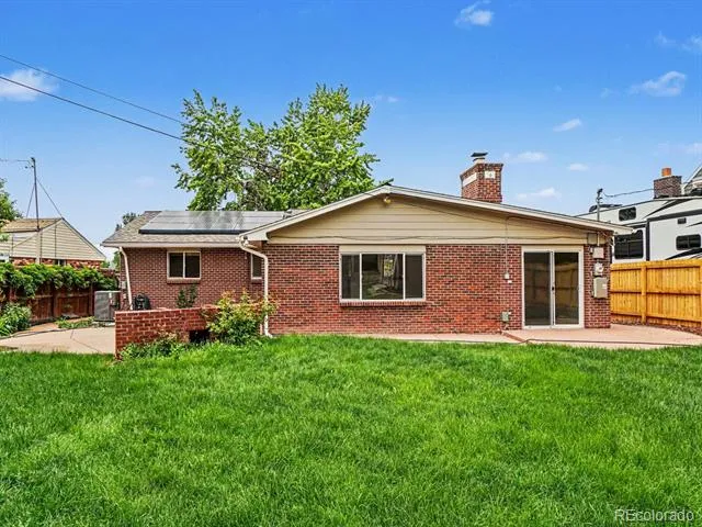 930 Hemlock Way Broomfield, CO 80020