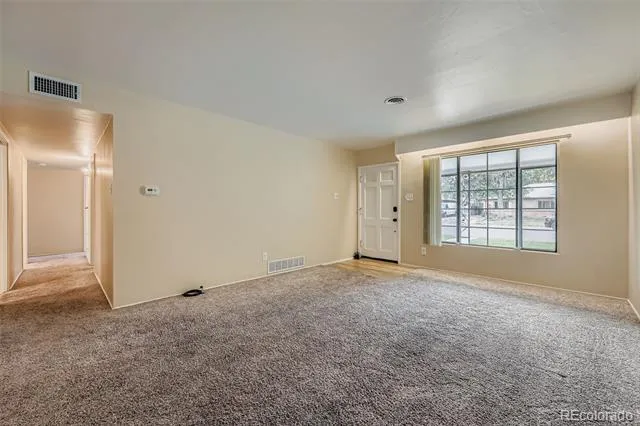 884 Troy Street Aurora, CO 80011