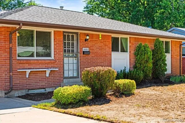 3062 S Hobart Way Denver, CO 80227