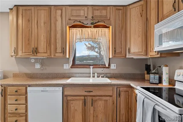 886 Coronado Drive Sedalia, CO 80135