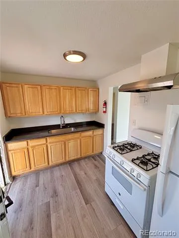 1175 Akron Street Aurora, CO 80010