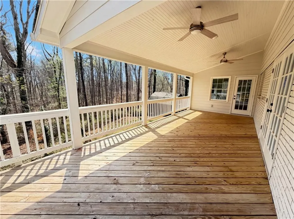 174 Lovelace Lane Ball Ground, GA 30107