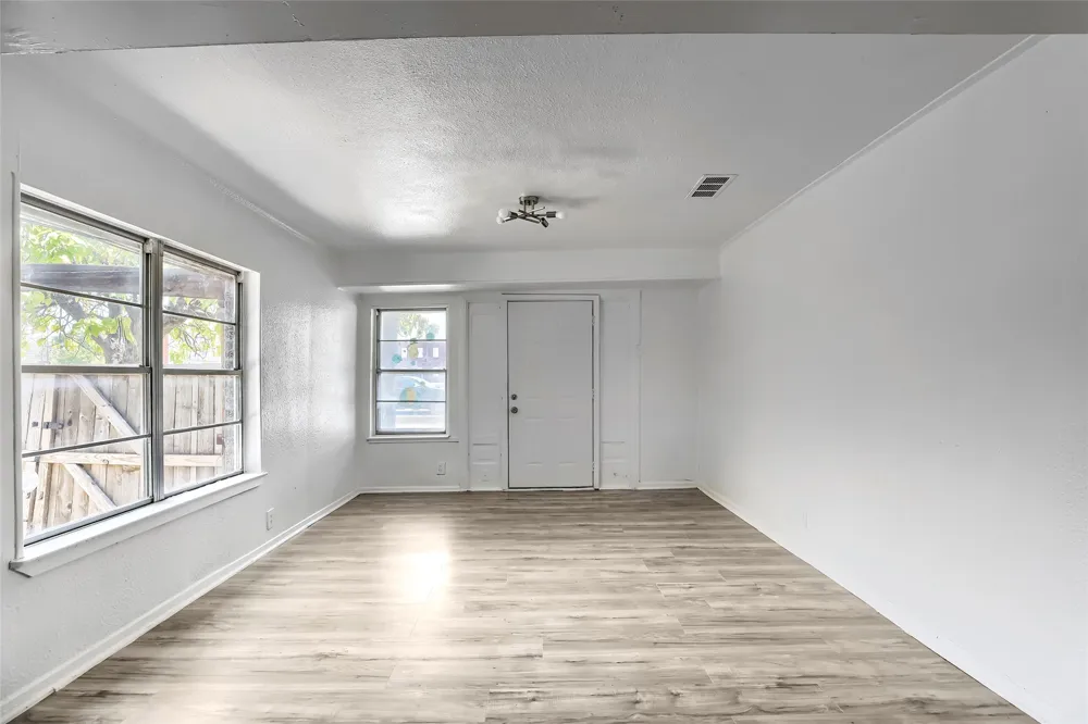 2009 S 1st Street Garland, TX 75041