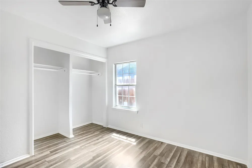 2009 S 1st Street Garland, TX 75041