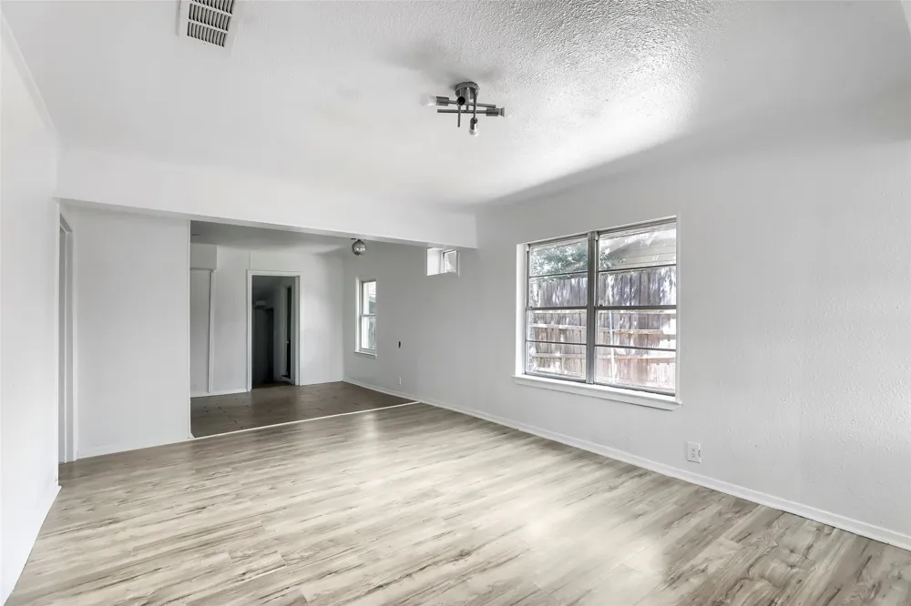 2009 S 1st Street Garland, TX 75041