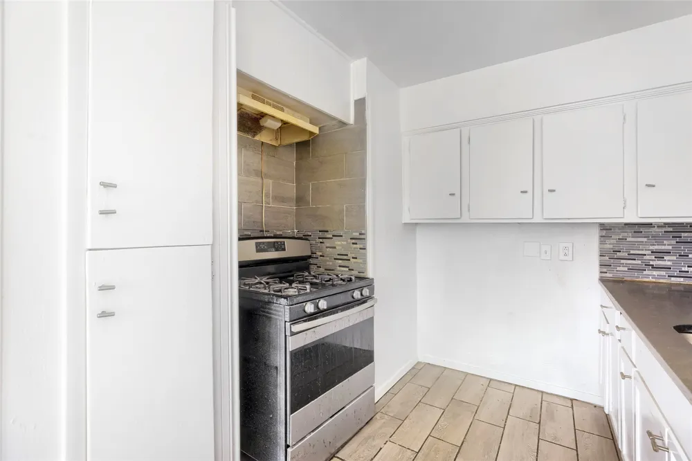 2009 S 1st Street Garland, TX 75041