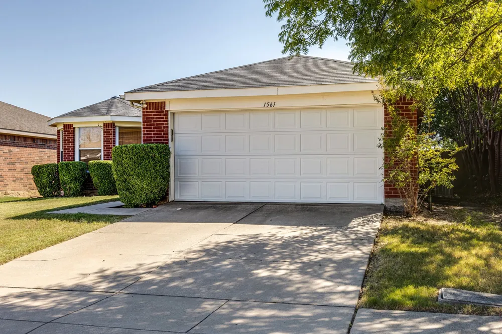1561 Knottingham Drive Little Elm, TX 75068
