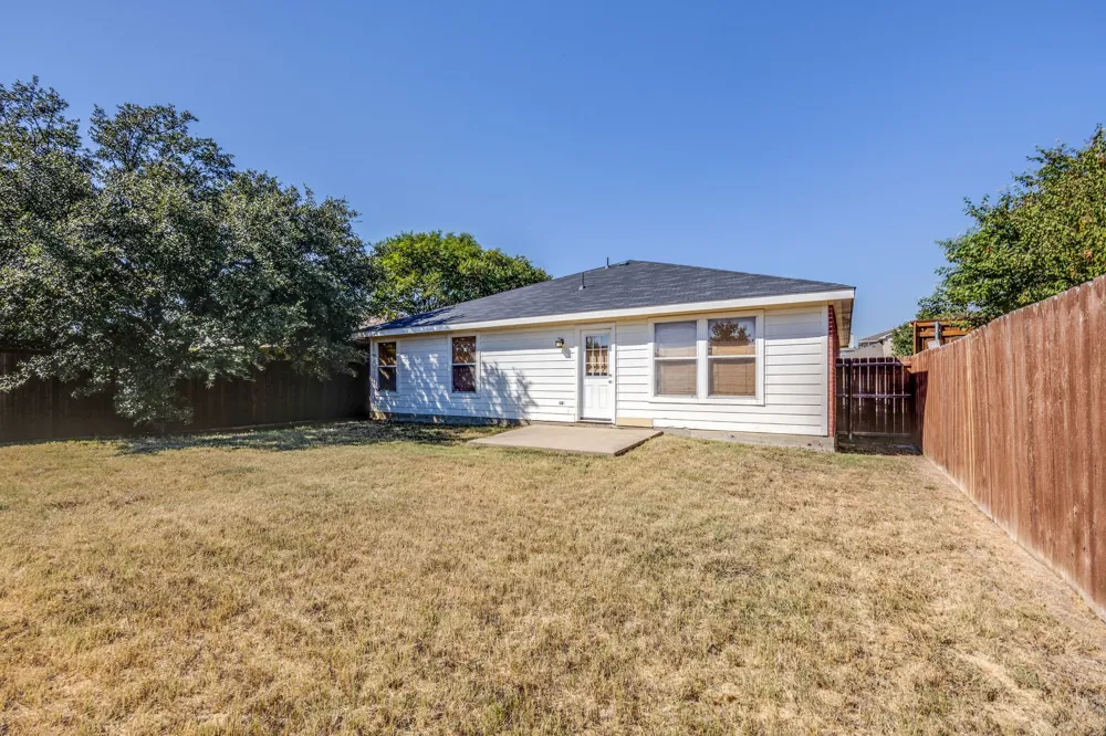1561 Knottingham Drive Little Elm, TX 75068