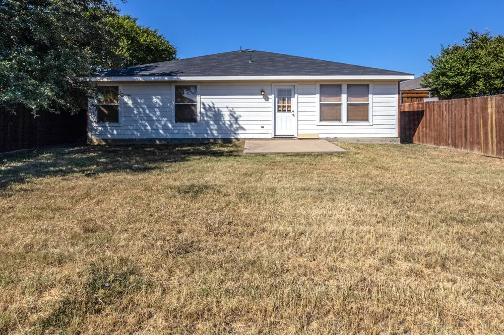 1561 Knottingham Drive Little Elm, TX 75068