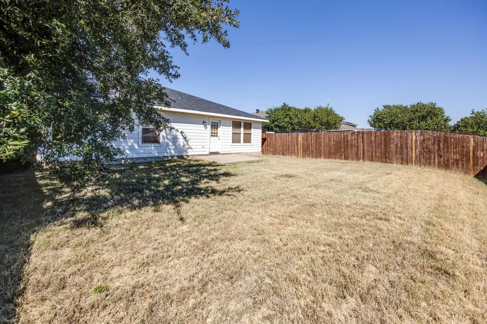 1561 Knottingham Drive Little Elm, TX 75068