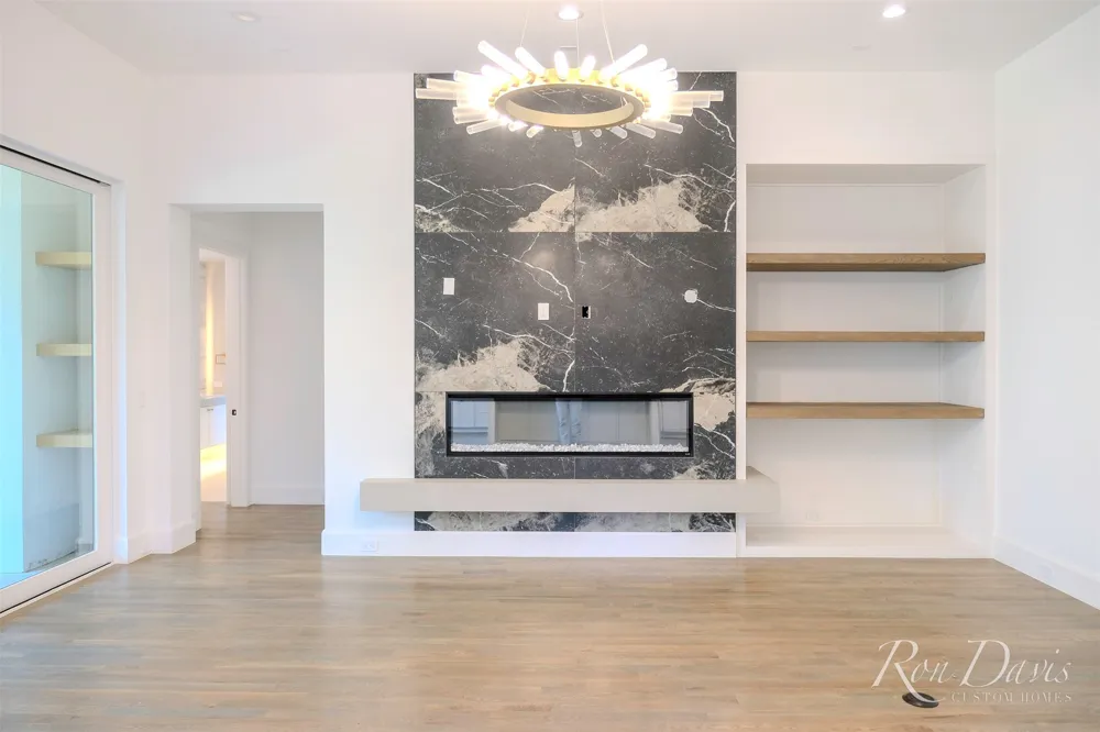 9845 Lenel Place Dallas, TX 75220