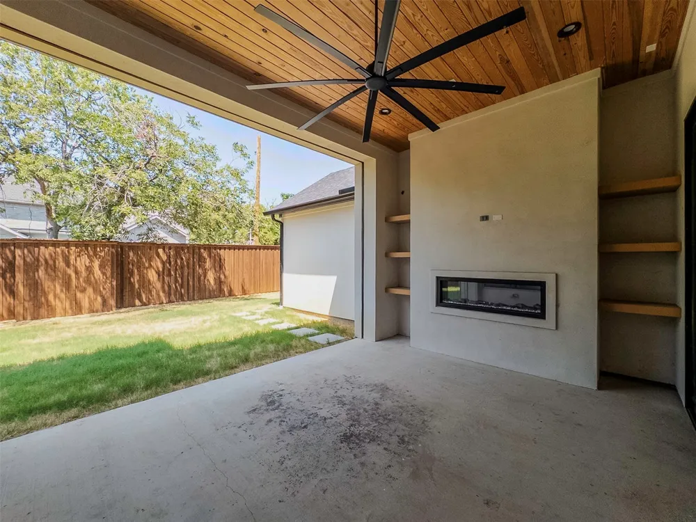 9845 Lenel Place Dallas, TX 75220