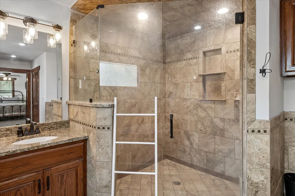 1501 Andy Thomas Road Whitewright, TX 75491