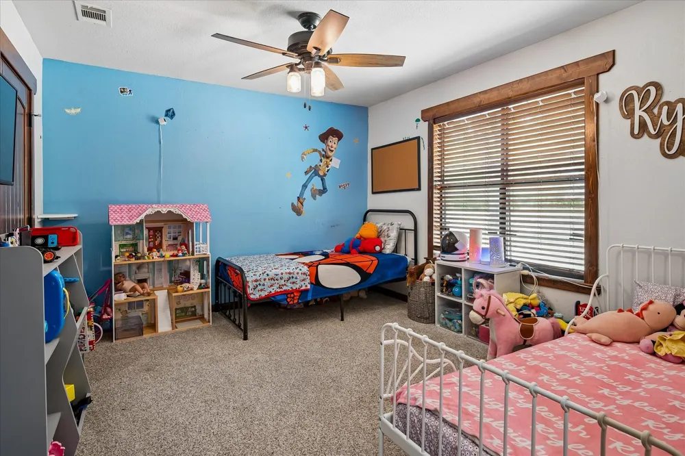1501 Andy Thomas Road Whitewright, TX 75491