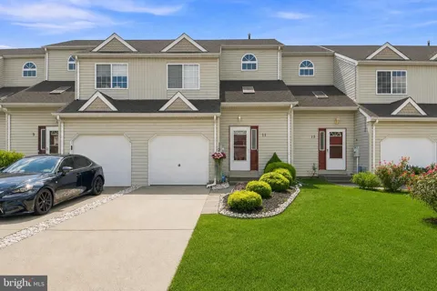 11 CARAWAY COURT
