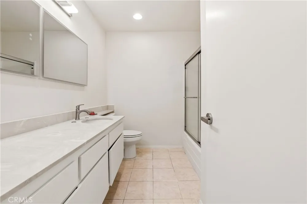 28121 Highridge #211 Rancho Palos Verdes, CA 90275