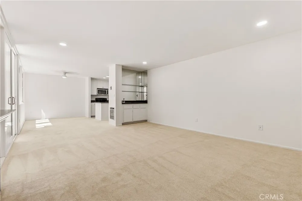 28121 Highridge #211 Rancho Palos Verdes, CA 90275