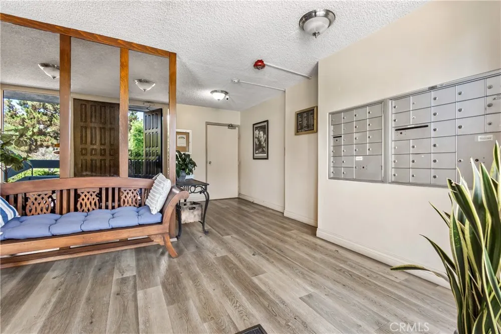 28121 Highridge #211 Rancho Palos Verdes, CA 90275