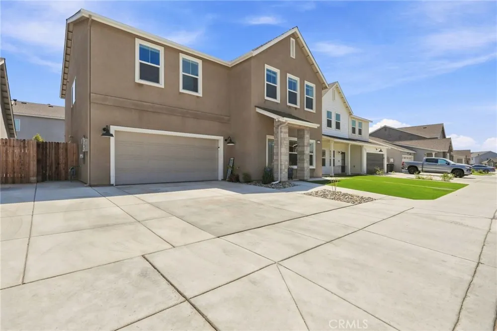 432 University Drive Lemoore, CA 93245