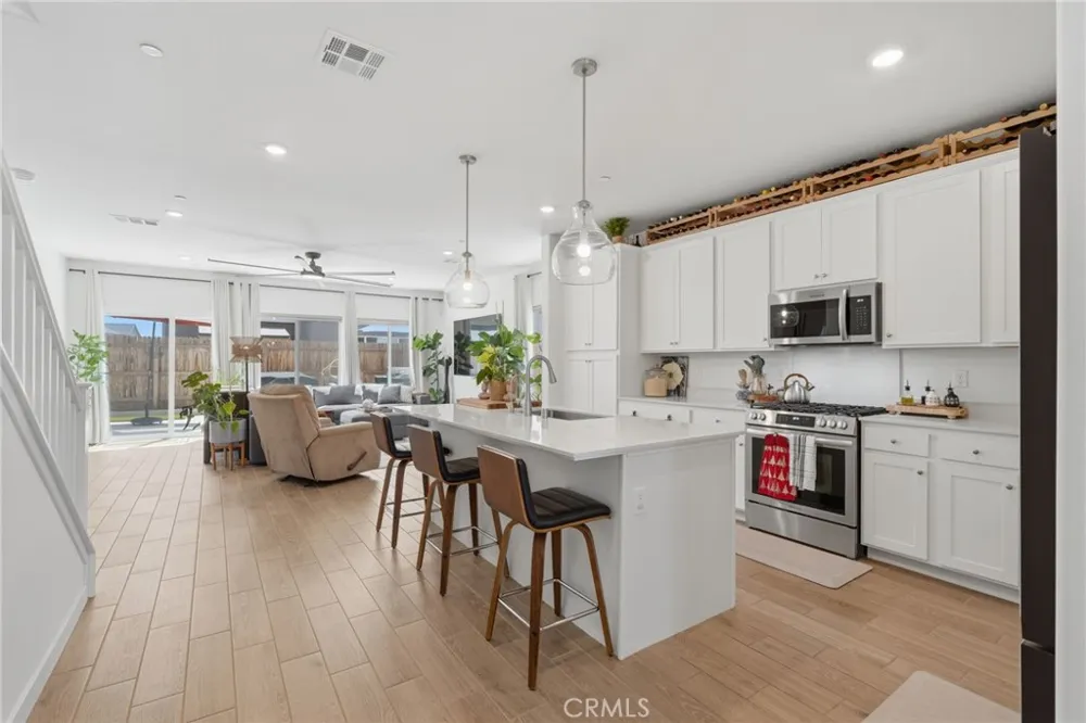 432 University Drive Lemoore, CA 93245