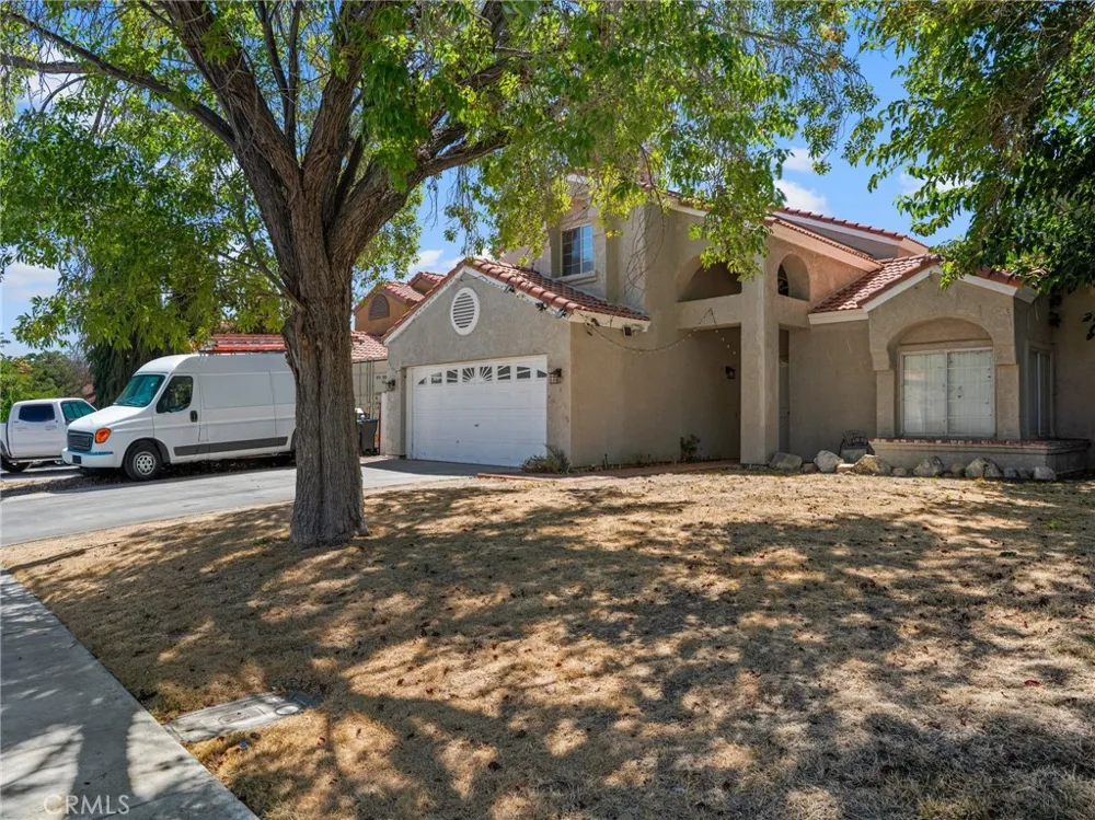 1768 Sierra View Lancaster, CA 93535