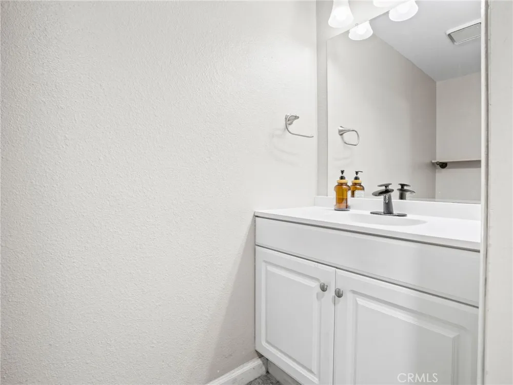 1768 Sierra View Lancaster, CA 93535