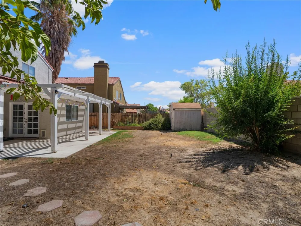 1768 Sierra View Lancaster, CA 93535