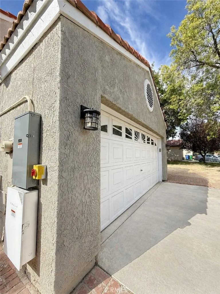 1768 Sierra View Lancaster, CA 93535