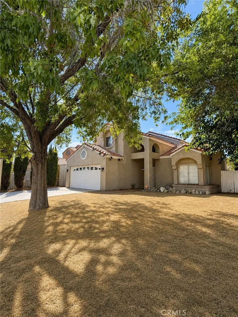 1768 Sierra View Lancaster, CA 93535