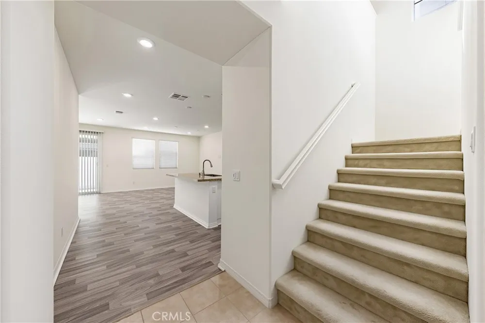 6101 Sendero Eastvale, CA 92880