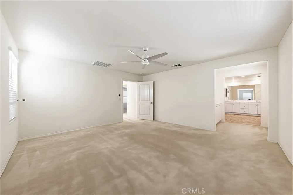 6101 Sendero Eastvale, CA 92880