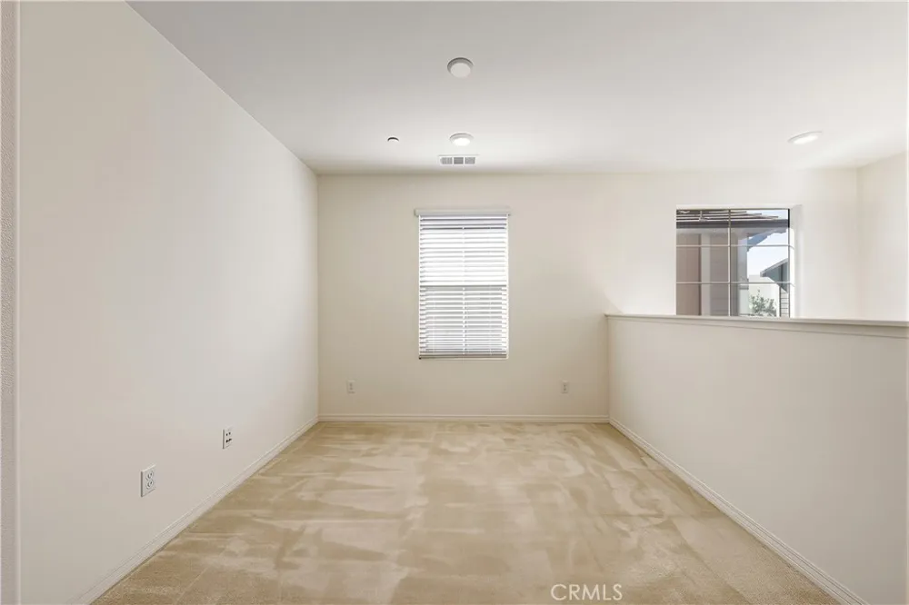 6101 Sendero Eastvale, CA 92880