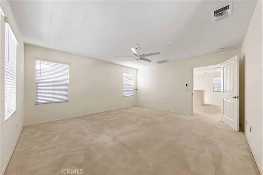 6101 Sendero Eastvale, CA 92880