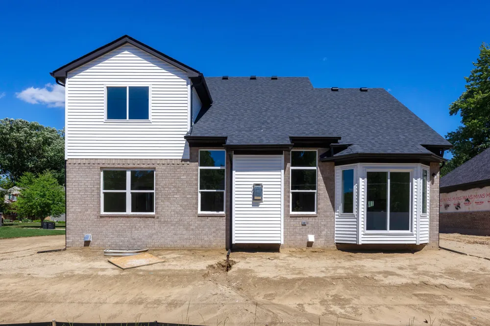 20209 Sunset Street Livonia, MI 48152