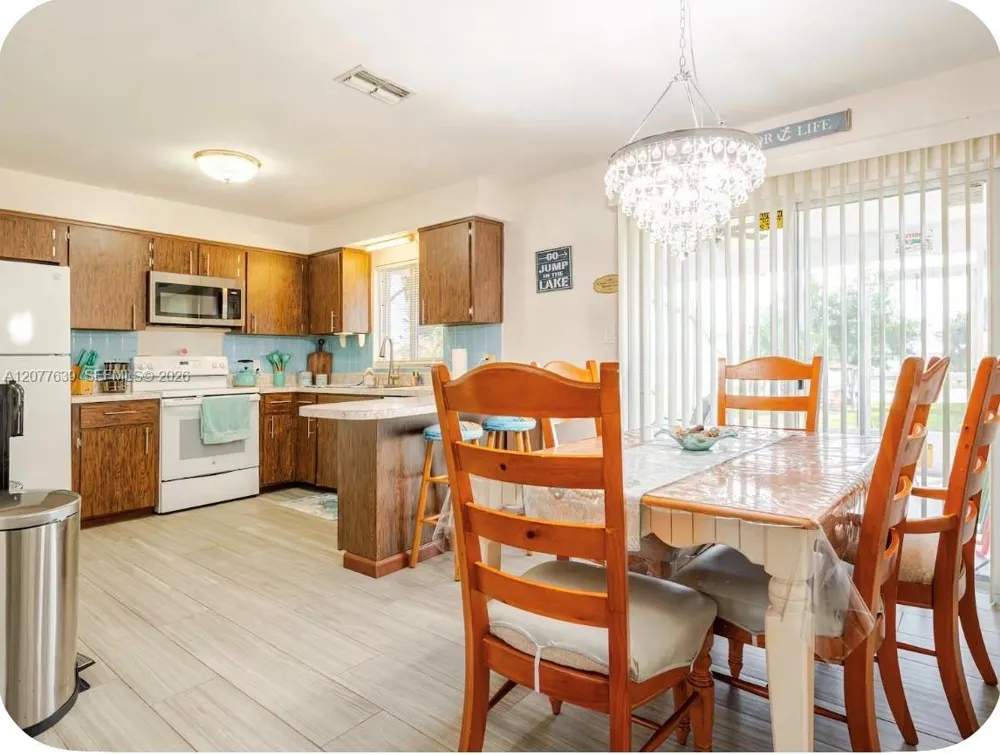 1409 Lake Reedy Frostproof, FL 33843