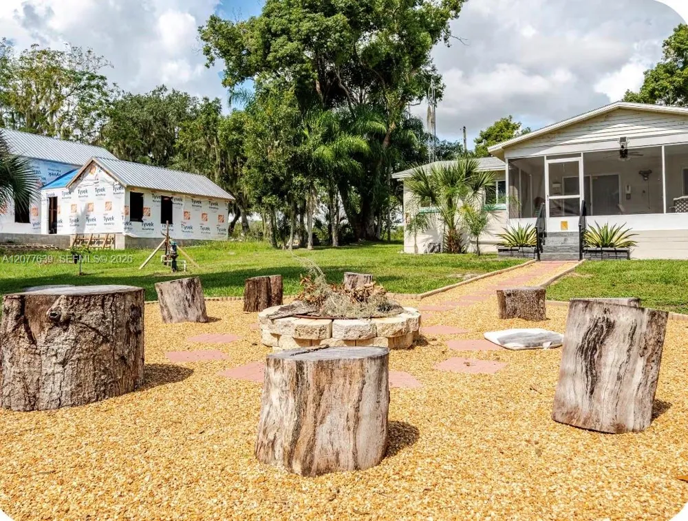 1409 Lake Reedy Frostproof, FL 33843
