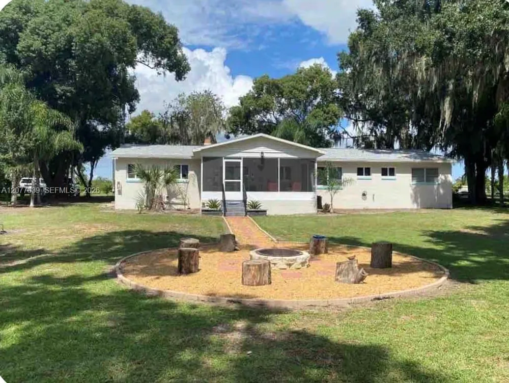 1409 Lake Reedy Frostproof, FL 33843
