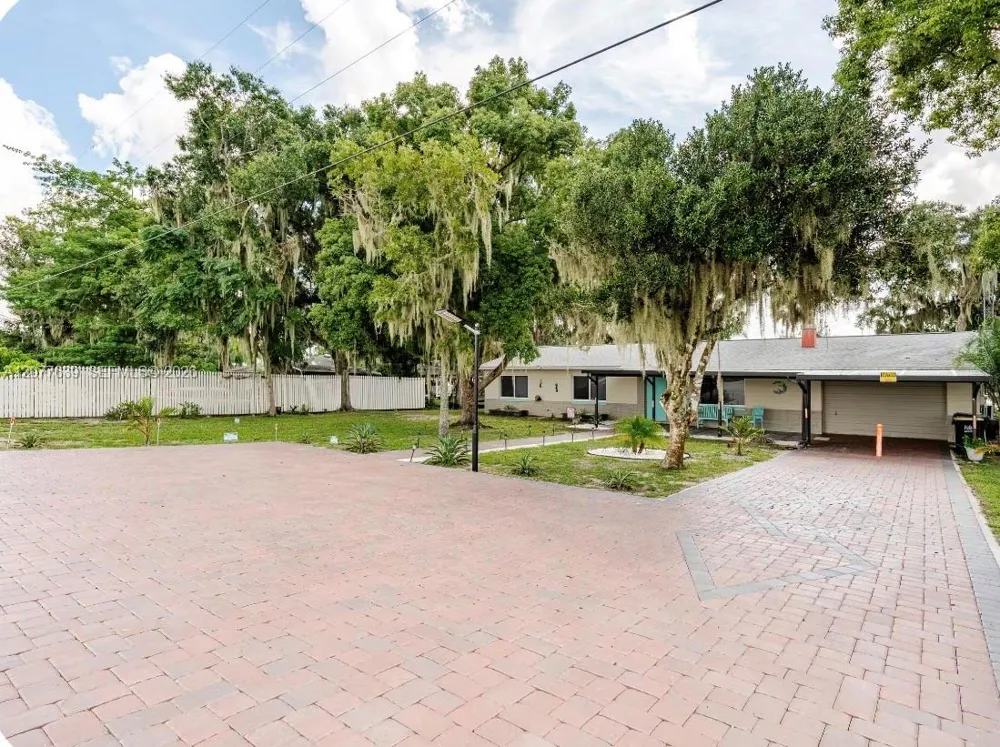 1409 Lake Reedy Frostproof, FL 33843