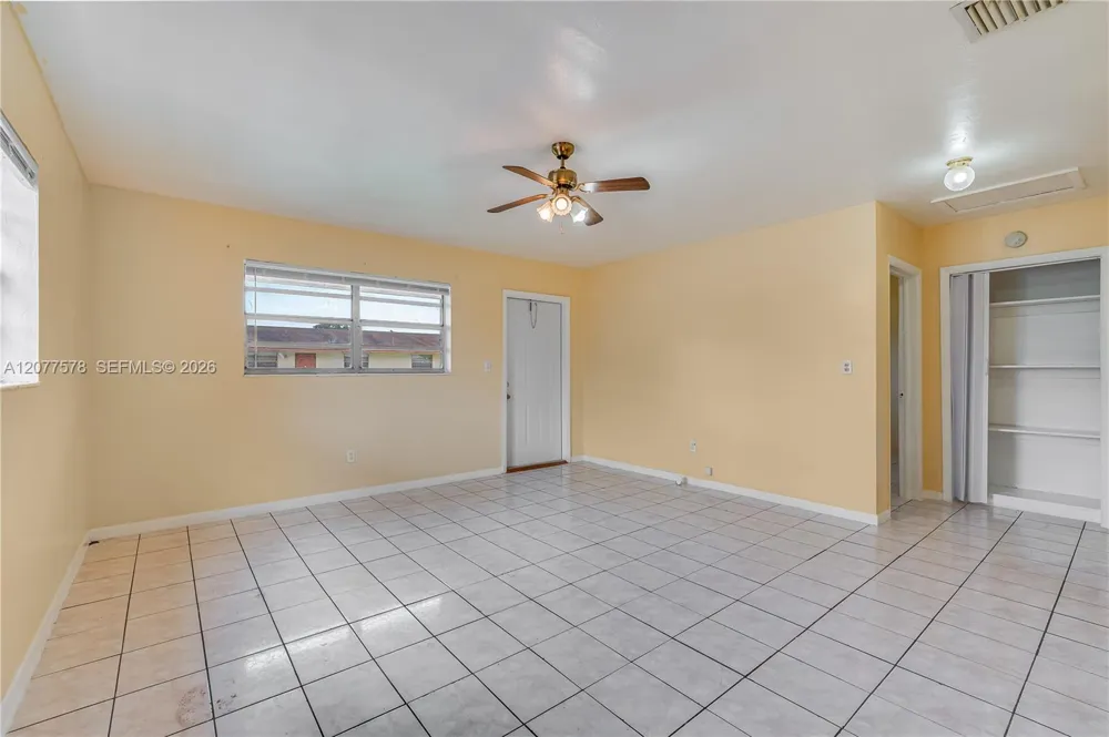 5926 SW 27th St #B West Park, FL 33023