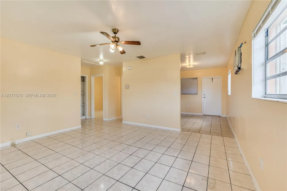 5926 SW 27th St #B West Park, FL 33023